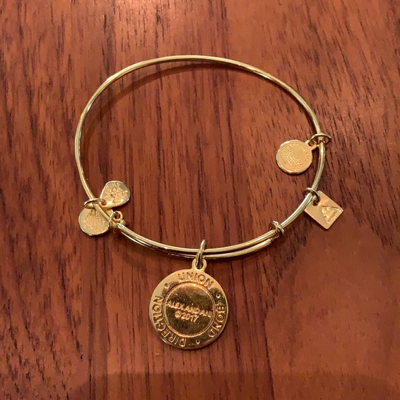 Alex and Ani Arrow of Friendship Shiny Gold Bangle - Picture 3 of 4